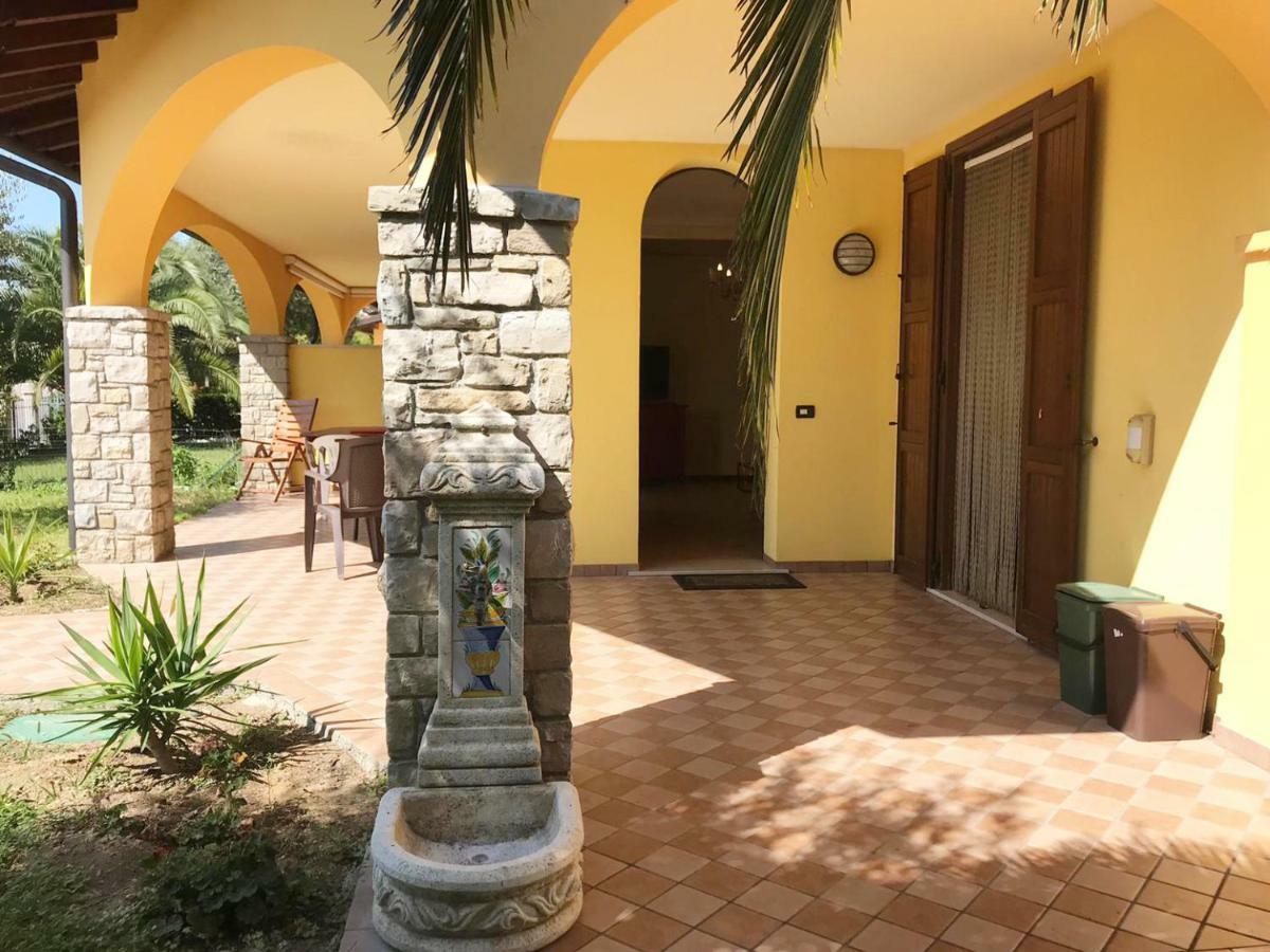 Villa The Sweet Rose With Pool Manerba del Garda Eksteriør bilde
