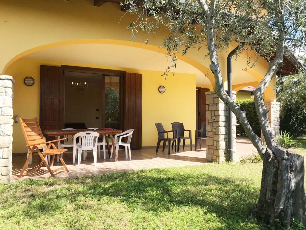 Villa The Sweet Rose With Pool Manerba del Garda Eksteriør bilde